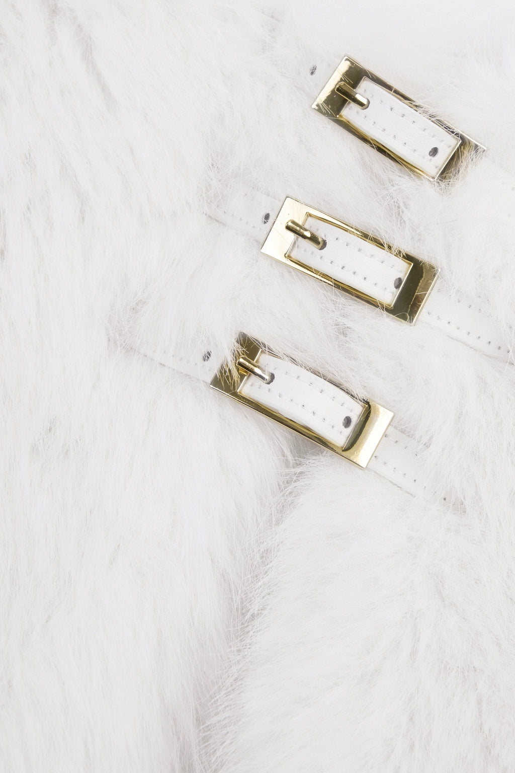 Buckle-Detail Faux Fur Micro Mini Skirt in White