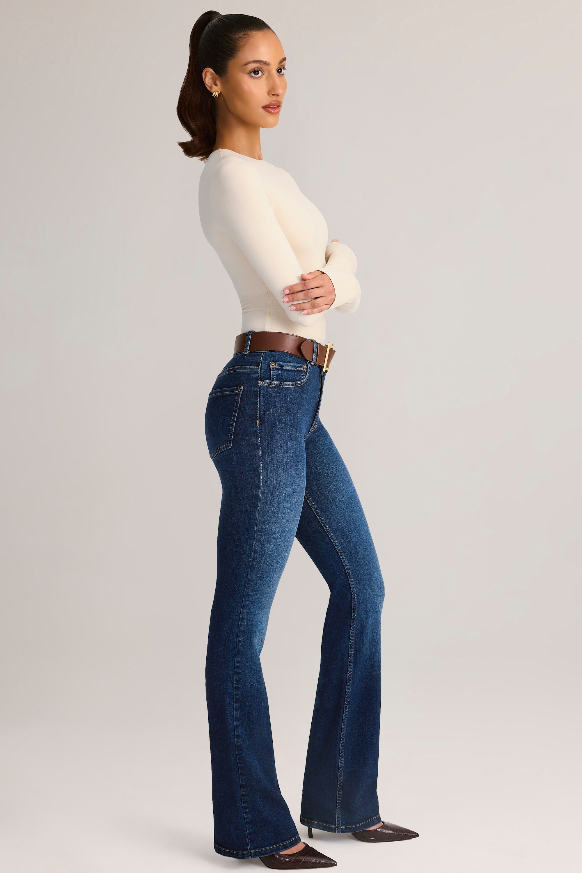 Mid-Rise Flared Jeans in Indigo