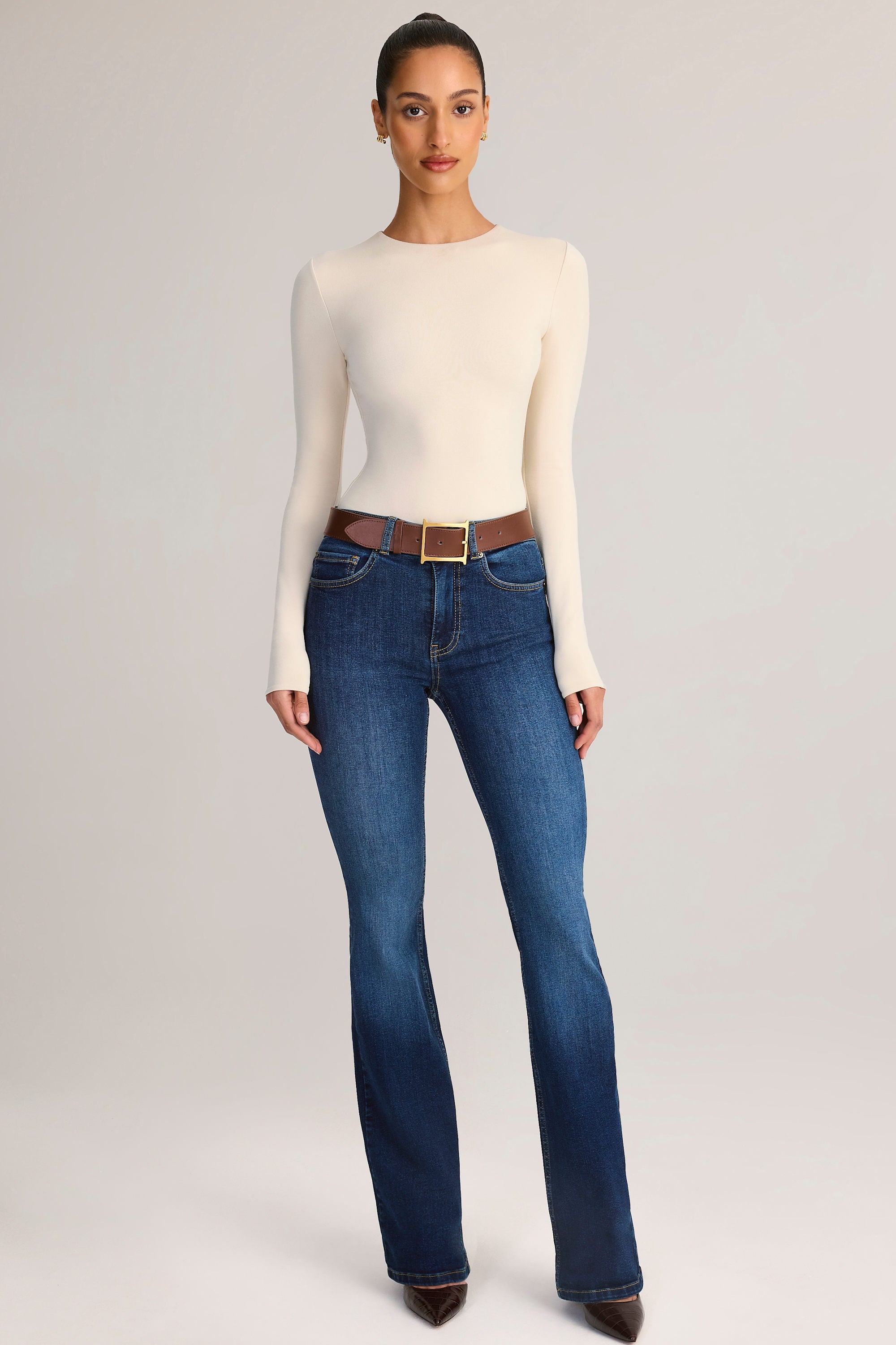 Mid-Rise Flared Jeans in Indigo