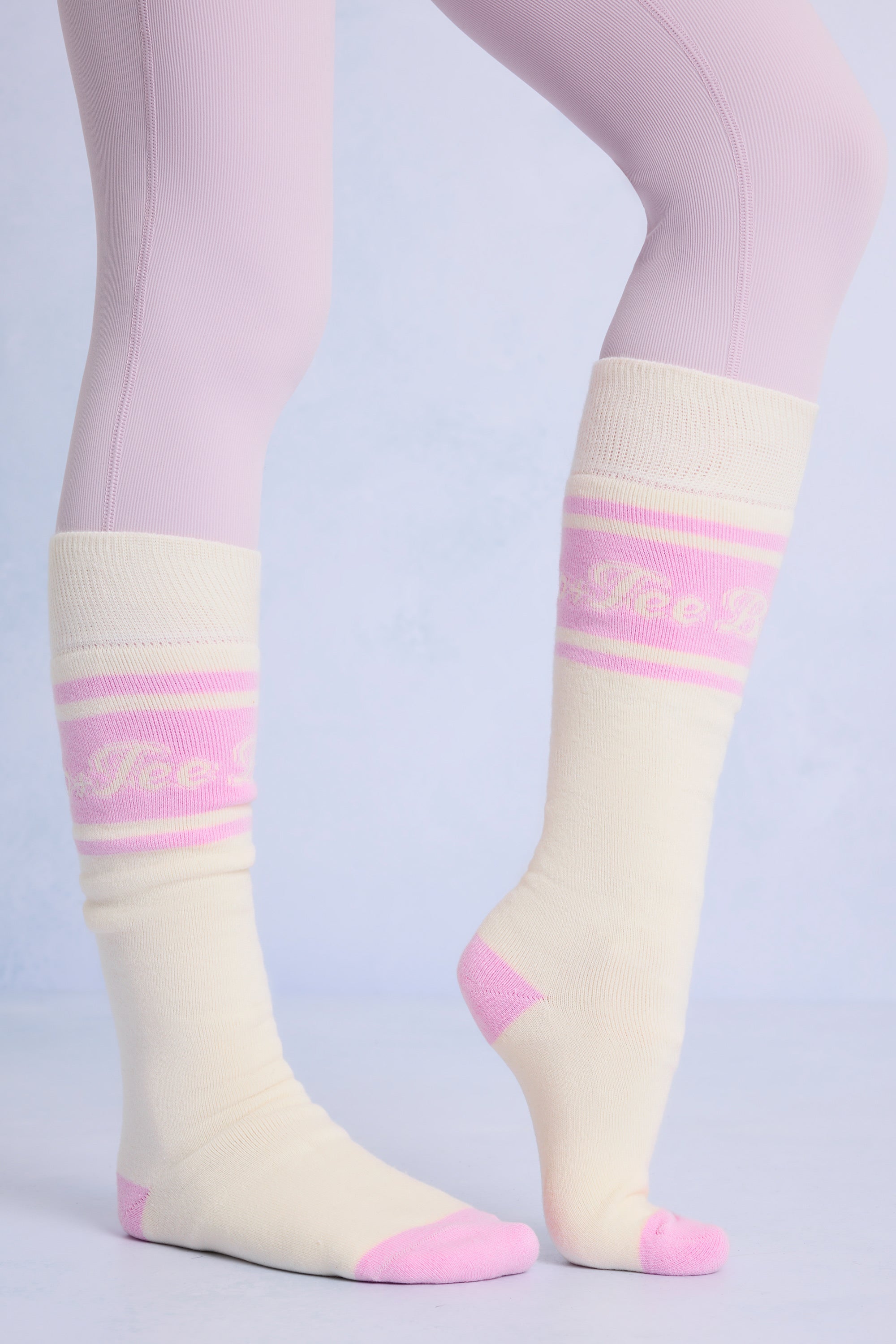 Cotton Knee-High Ski Socks in Powder Pink