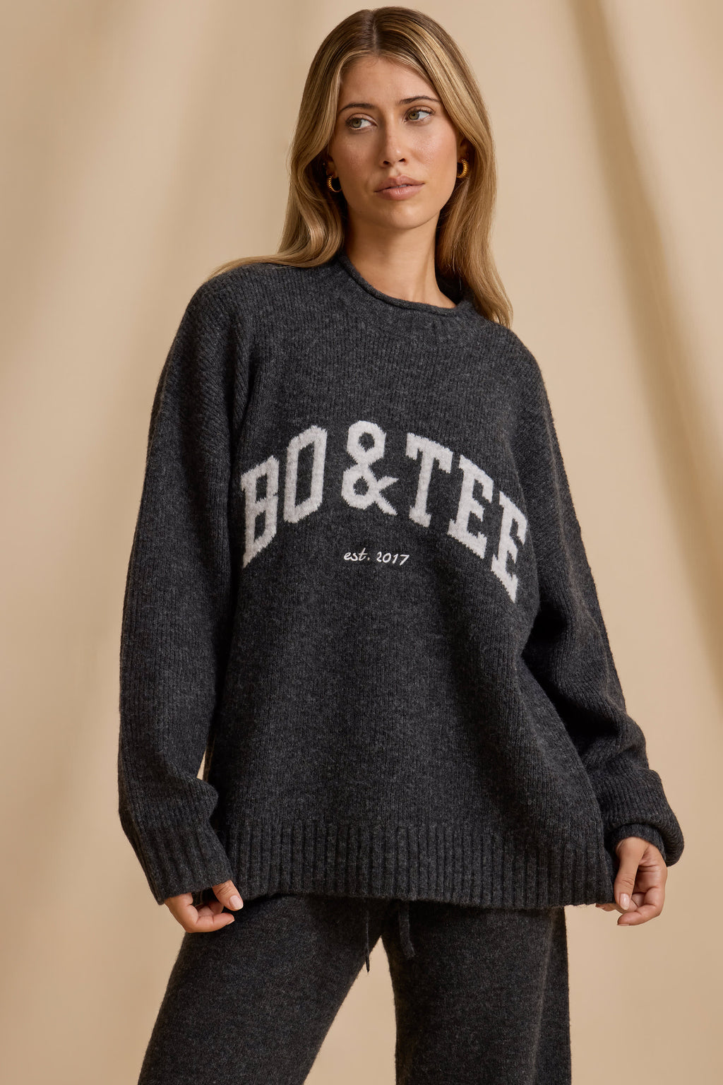 Ribbed Knit Oversized Jumper in Charcoal Marl