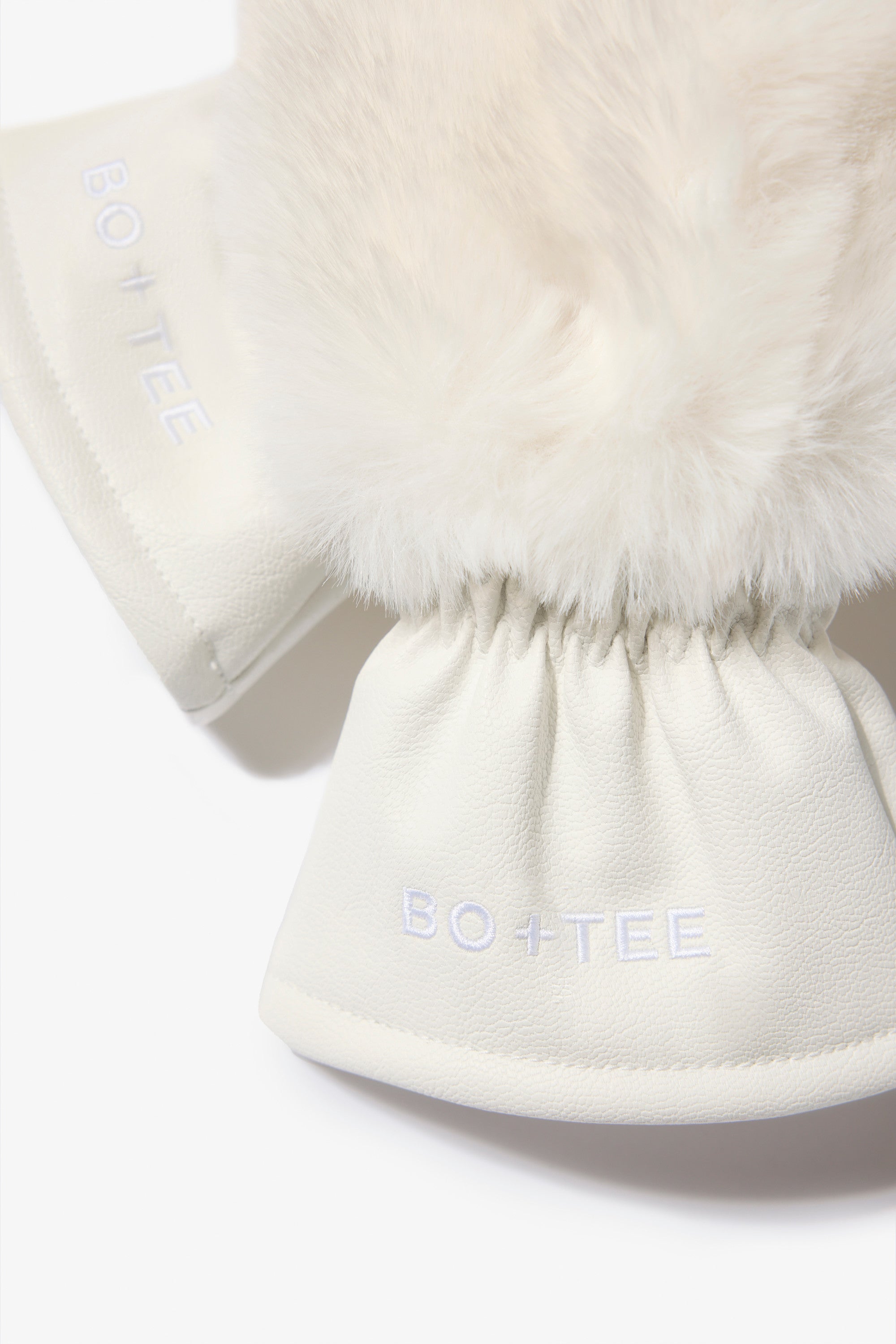 Faux-Fur Gloves in Ice