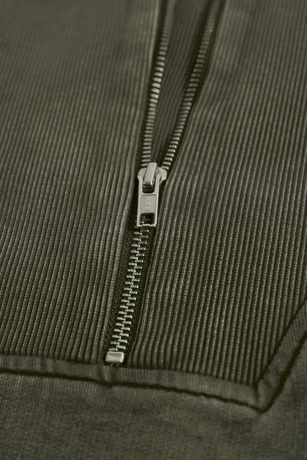 Cotton Jersey Acid Wash Cropped Sweatshirt in Light Green