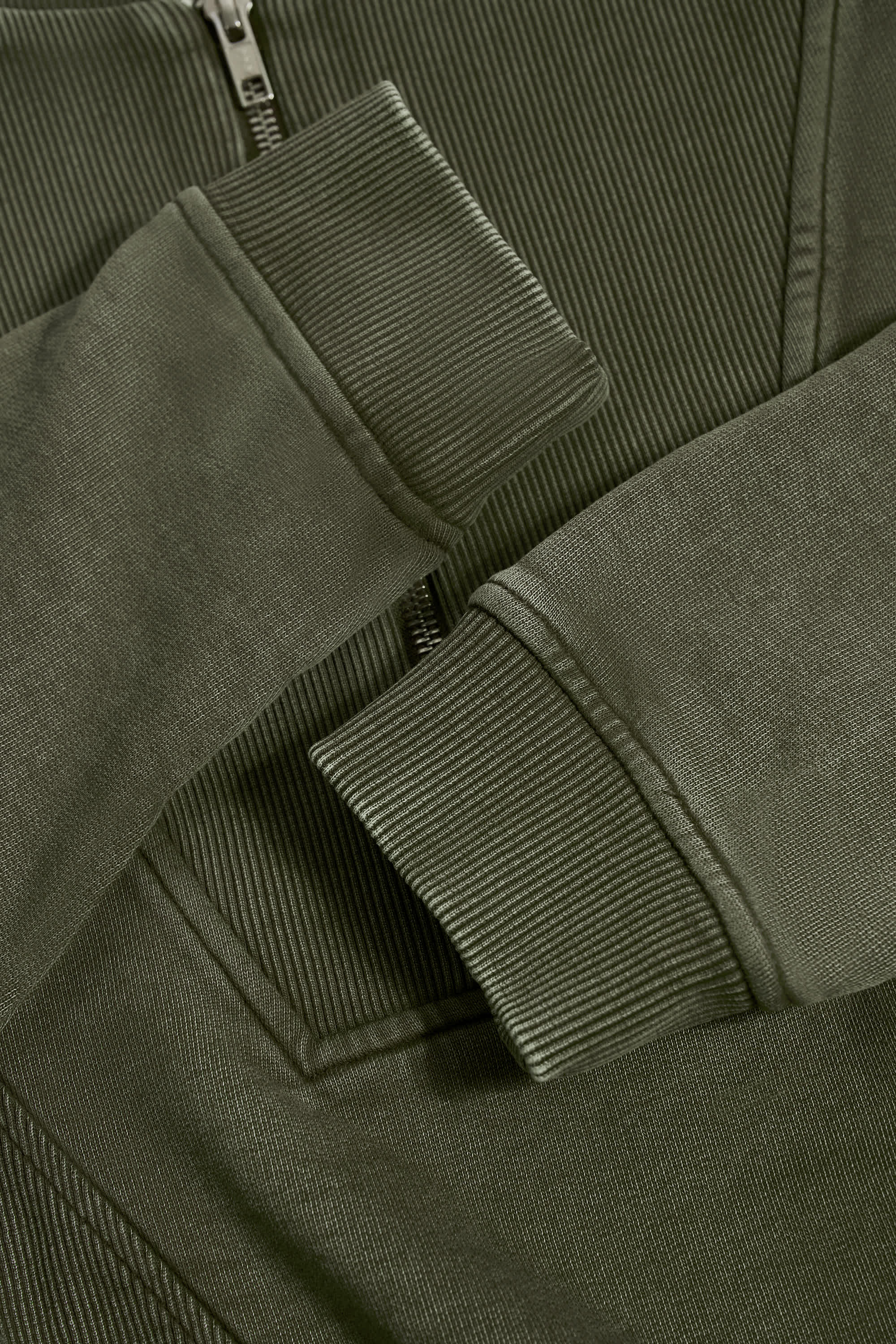 Cotton Jersey Acid Wash Cropped Sweatshirt in Light Green