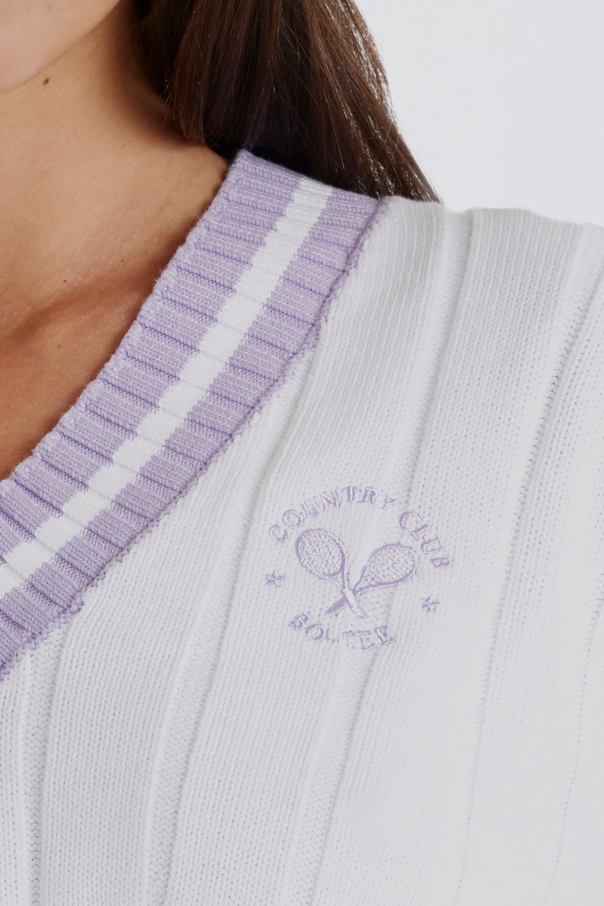 Cable Knit Cotton Cropped Jumper in Lilac Ivory