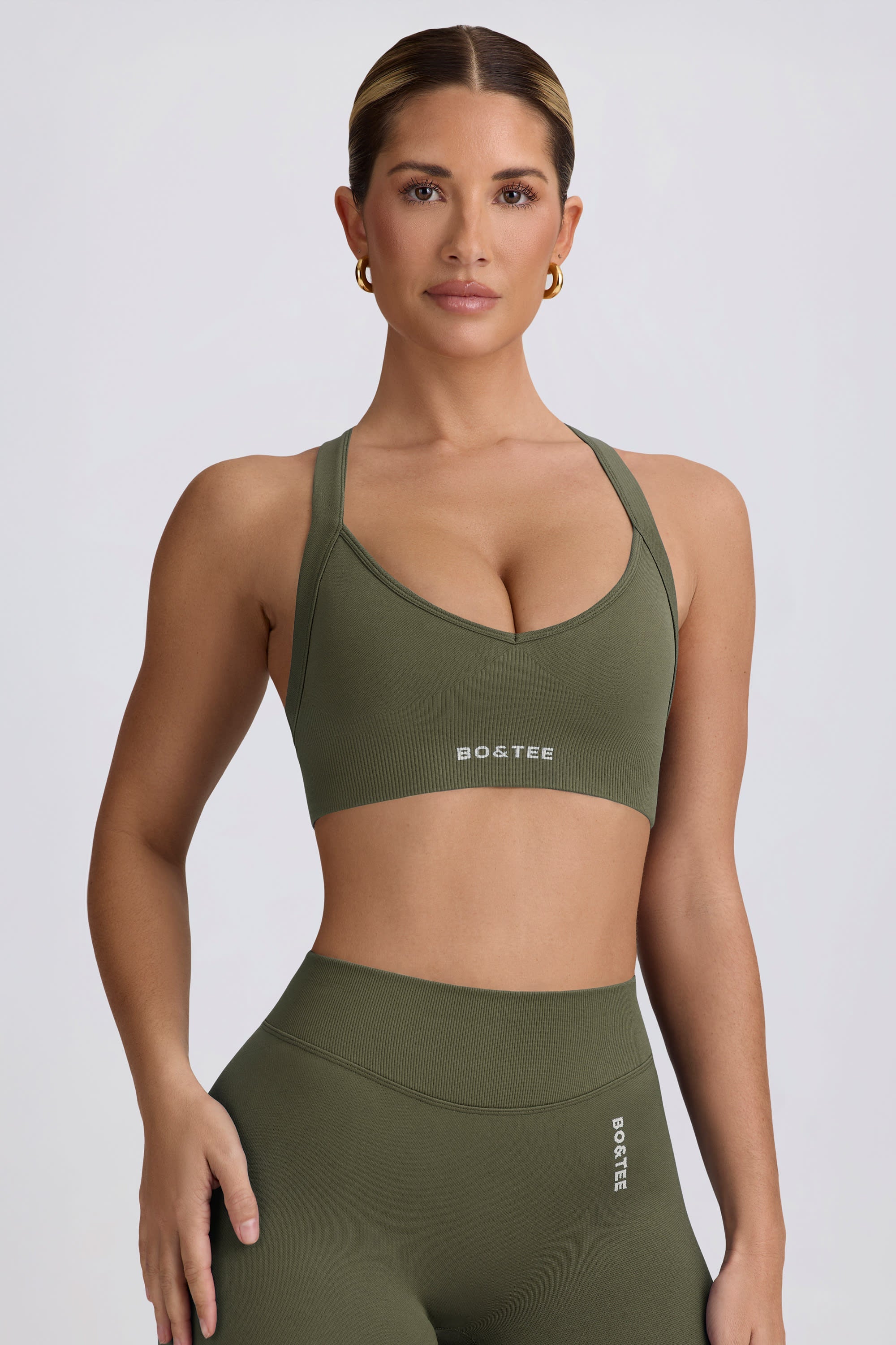 Super Sculpt Seamless Cross-Back Sports Bra in Light Green