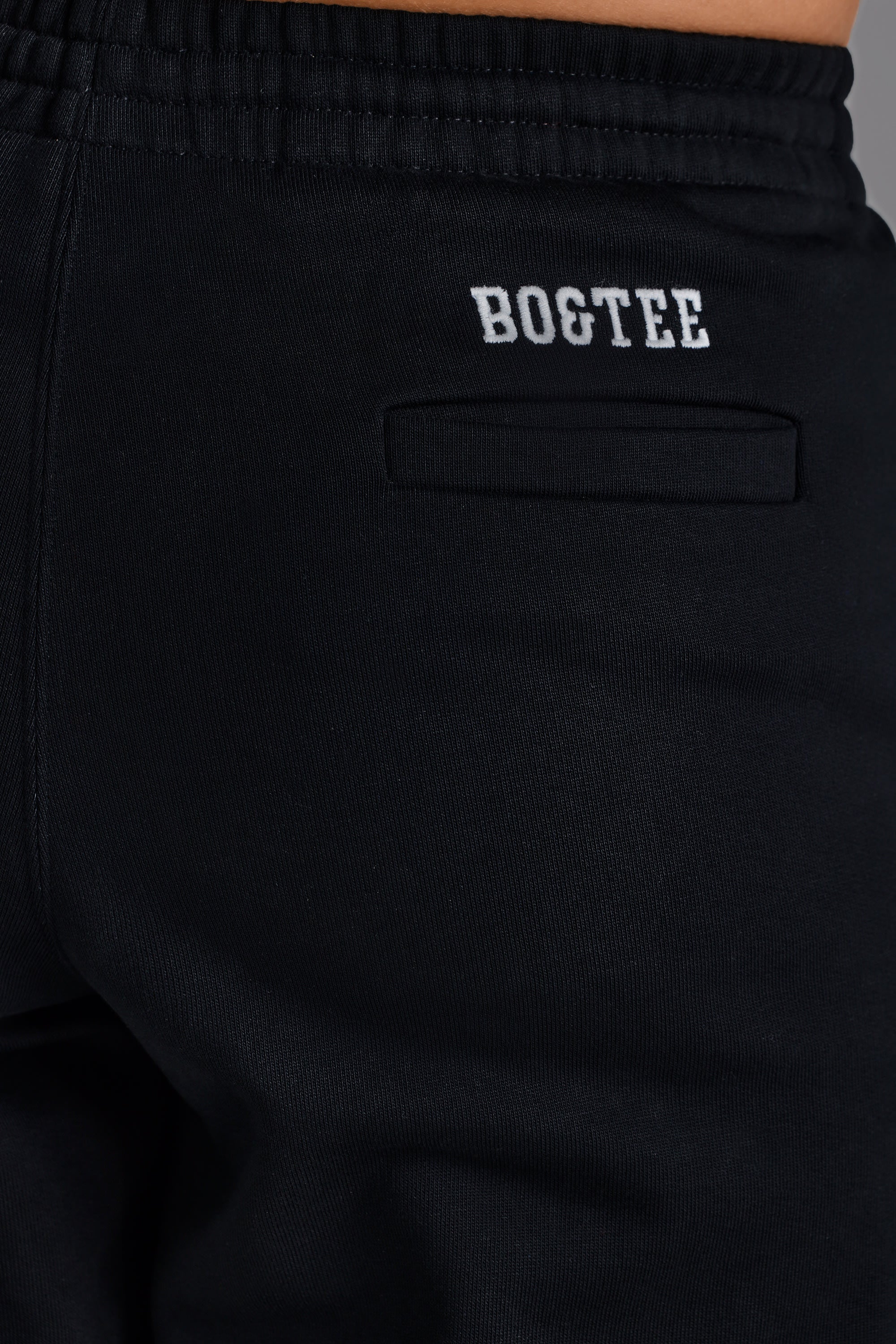 Soft Cotton Jersey Relaxed Mid-Rise Joggers in Black