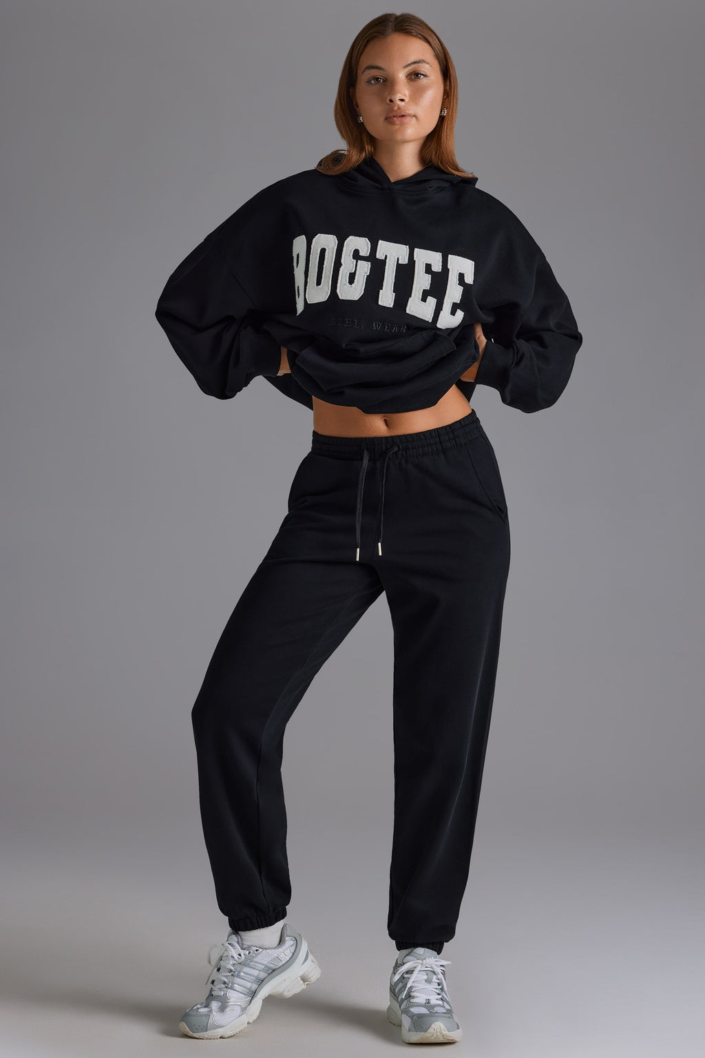 Soft Cotton Jersey Relaxed Mid-Rise Joggers in Black