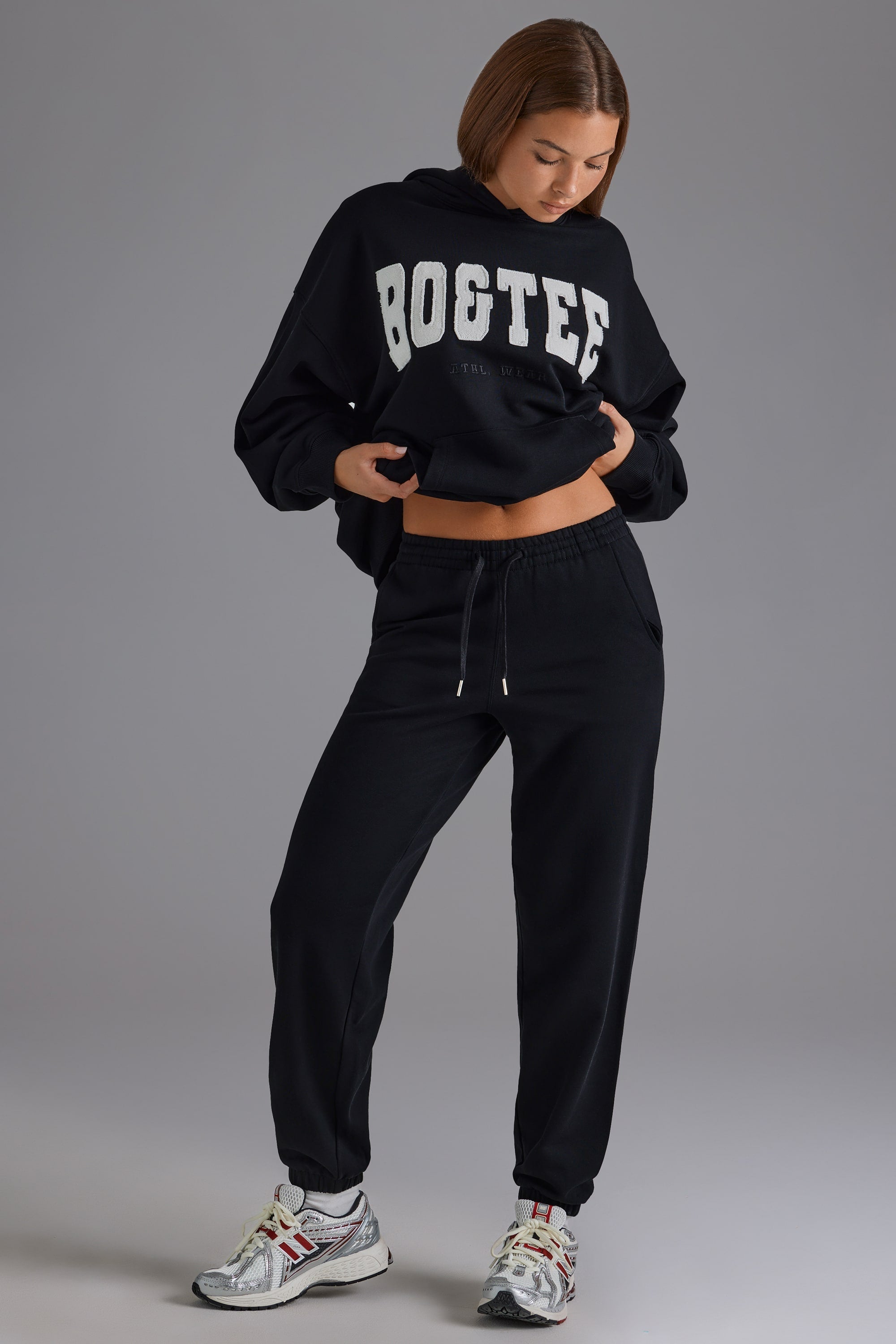 Soft Cotton Jersey Relaxed Mid-Rise Joggers in Black