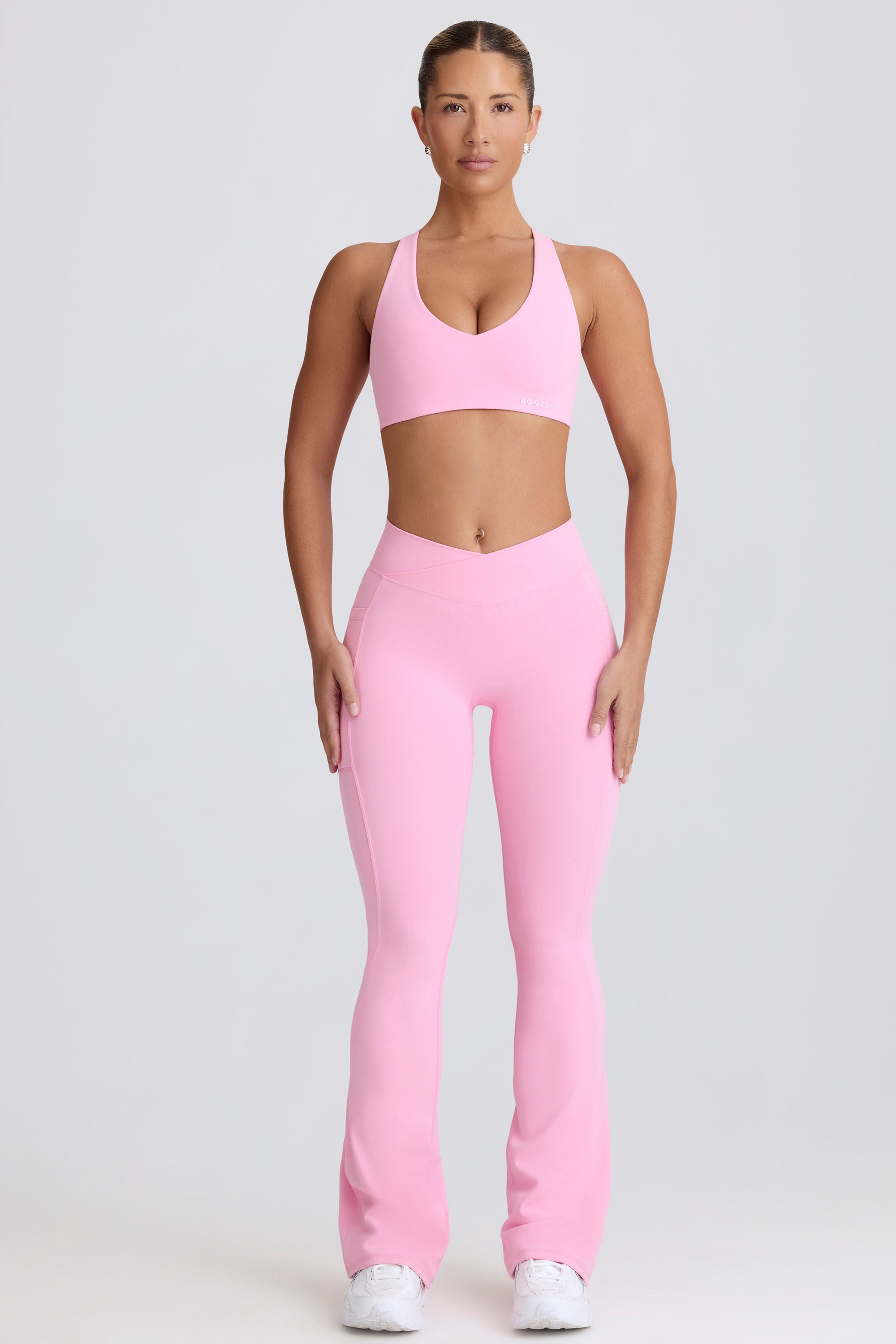 Soft Active V-Waist Pocket Flared Leggings in Baby Pink
