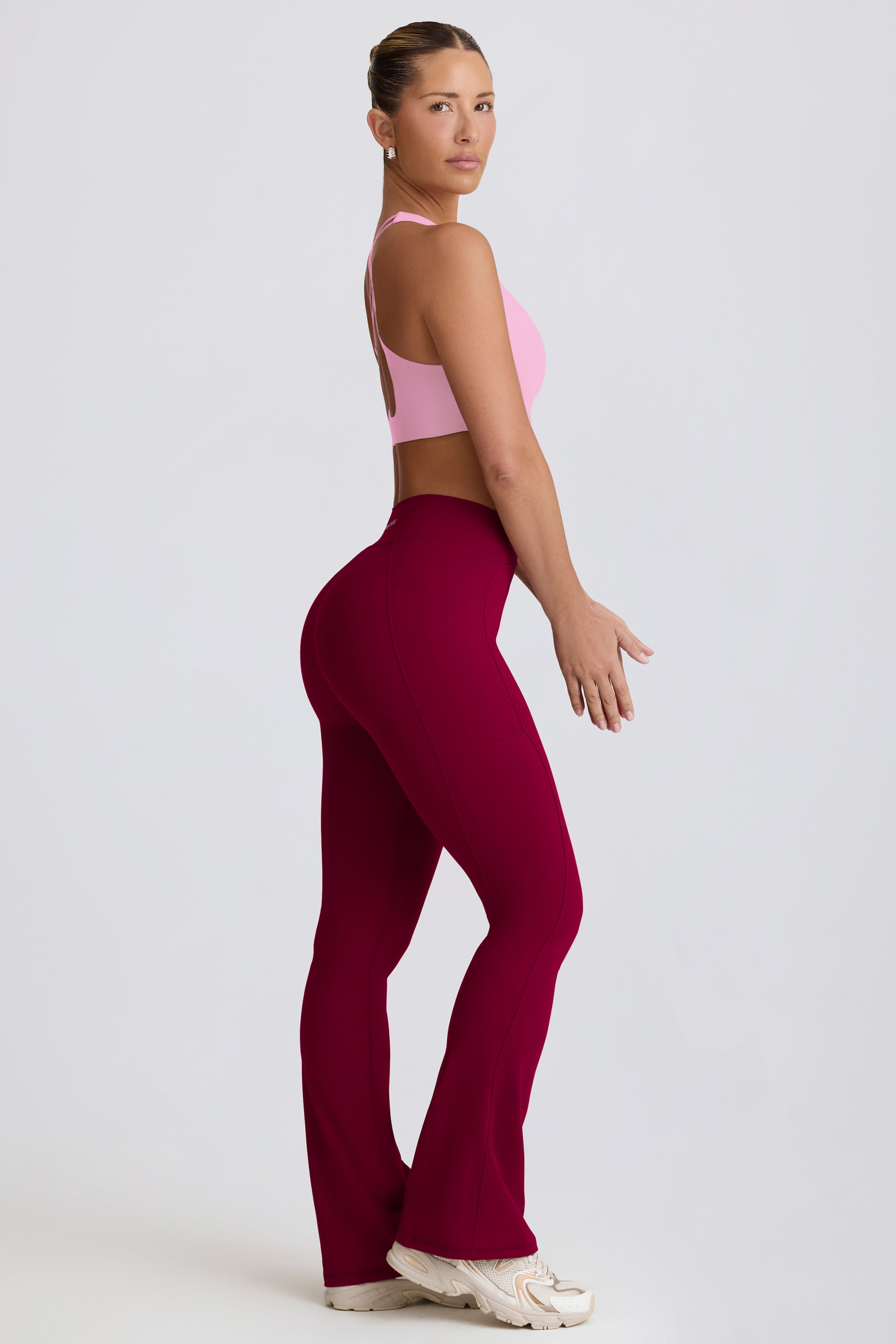 Soft Active V-Waist Pocket Flared Leggings in Burgundy