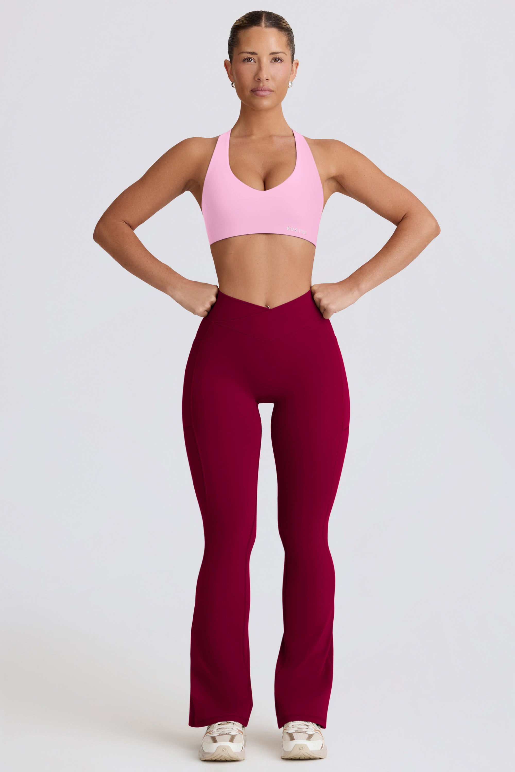 Soft Active V-Waist Pocket Flared Leggings in Burgundy