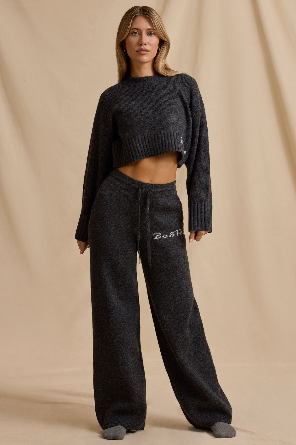 Ribbed Knit Mid-Rise Wide-Leg Joggers in Charcoal Marl