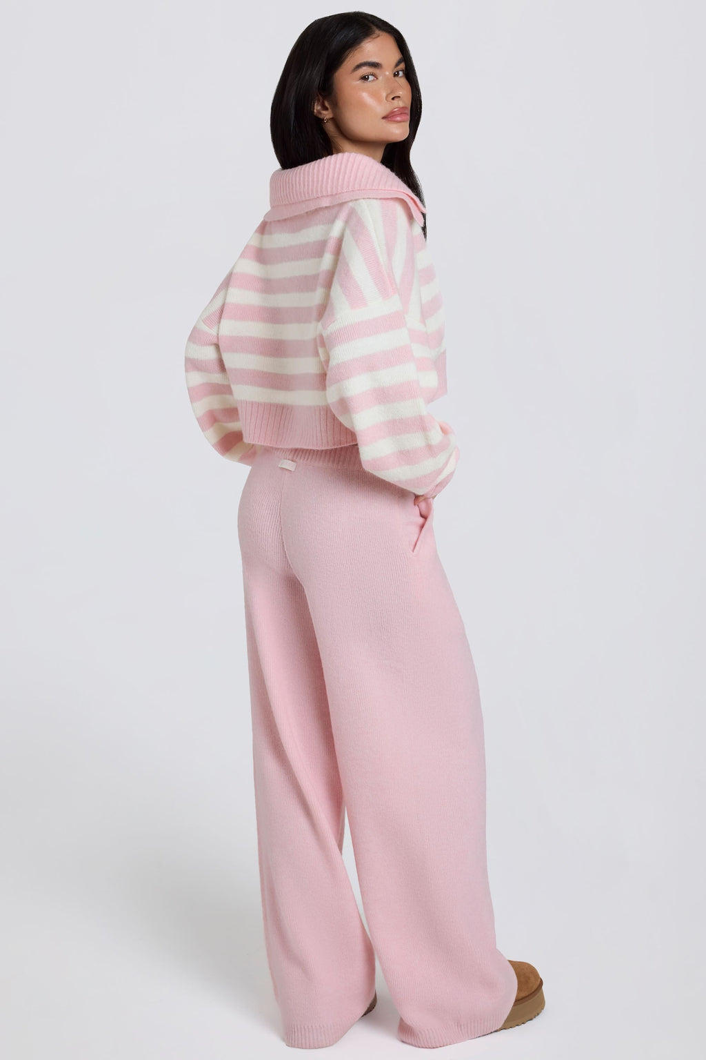 Knit Mid-Rise Wide-Leg Joggers in Soft Pink