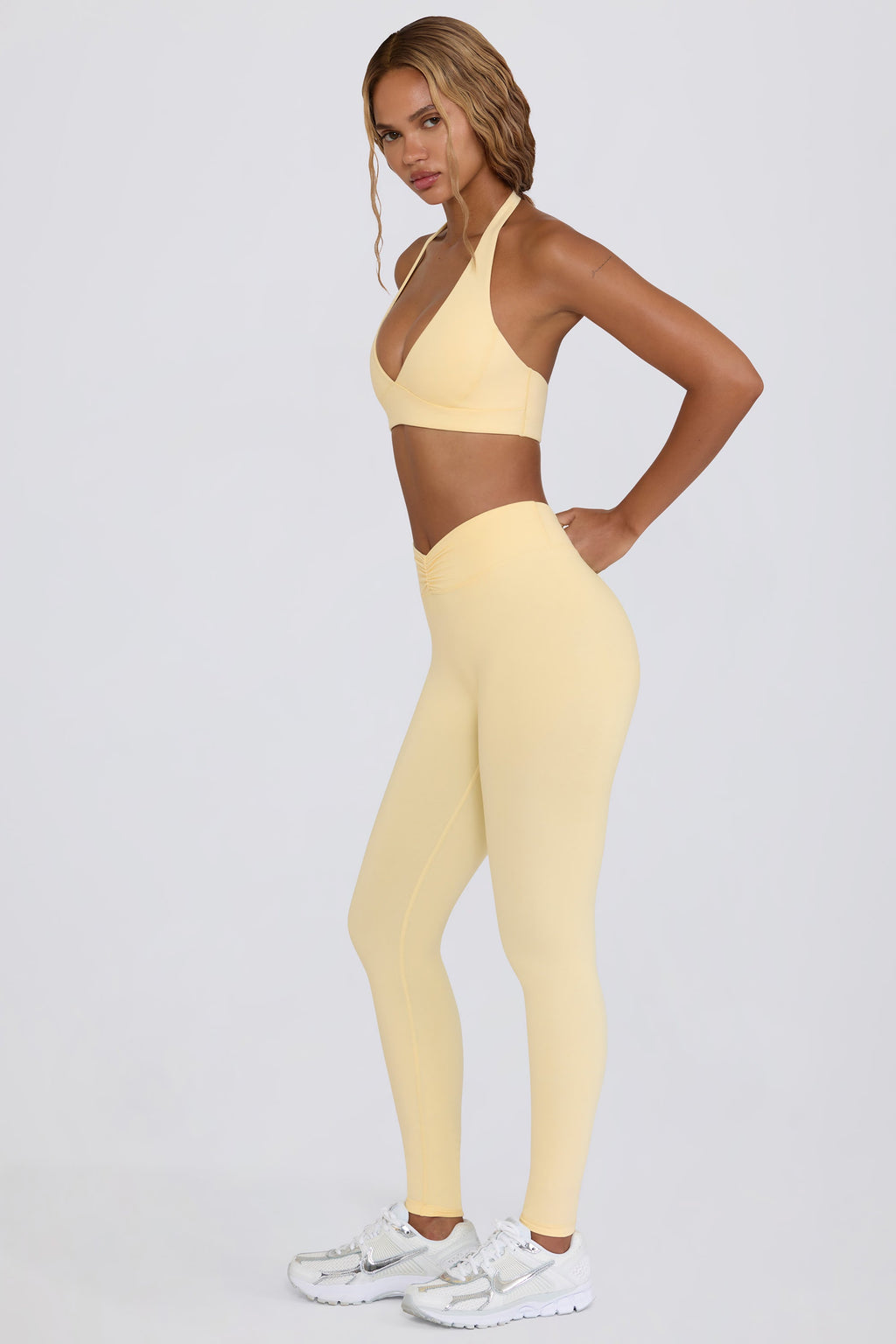 Ruched Mid-Rise Leggings in Lemon Marl
