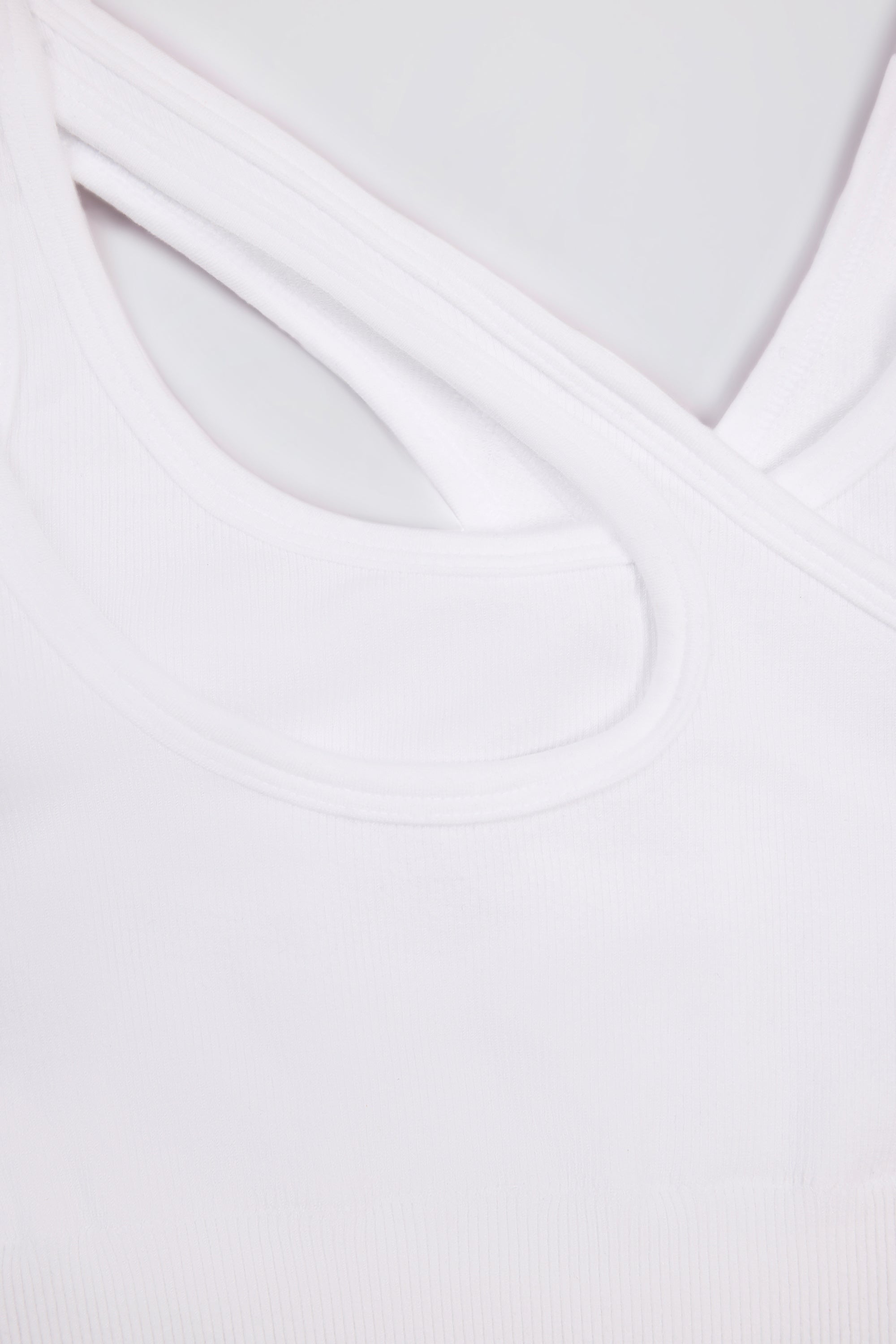 Seamless Soft Rib Asymmetric Sports Bra in White