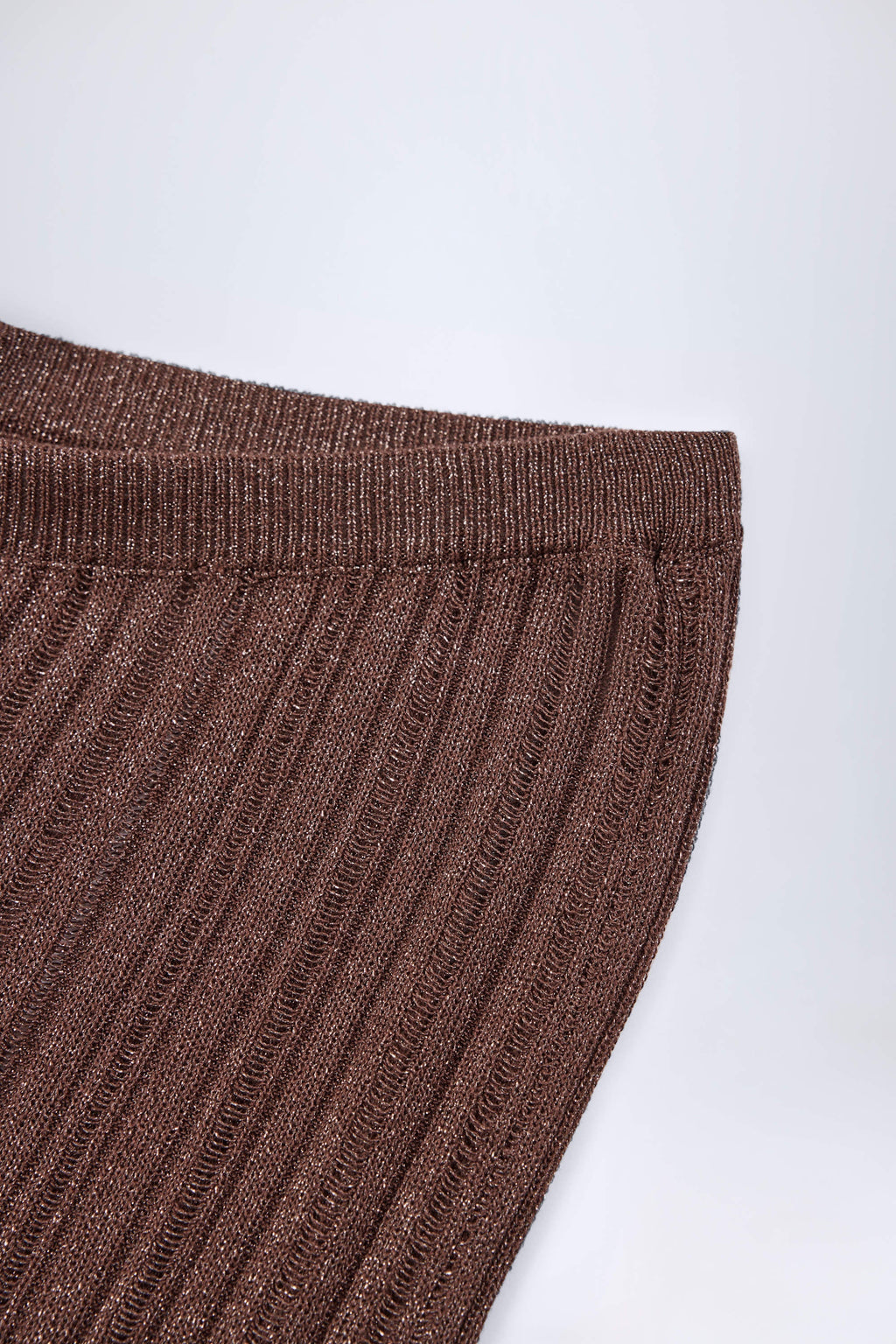 Mid-Rise Flared Trousers in Bronze