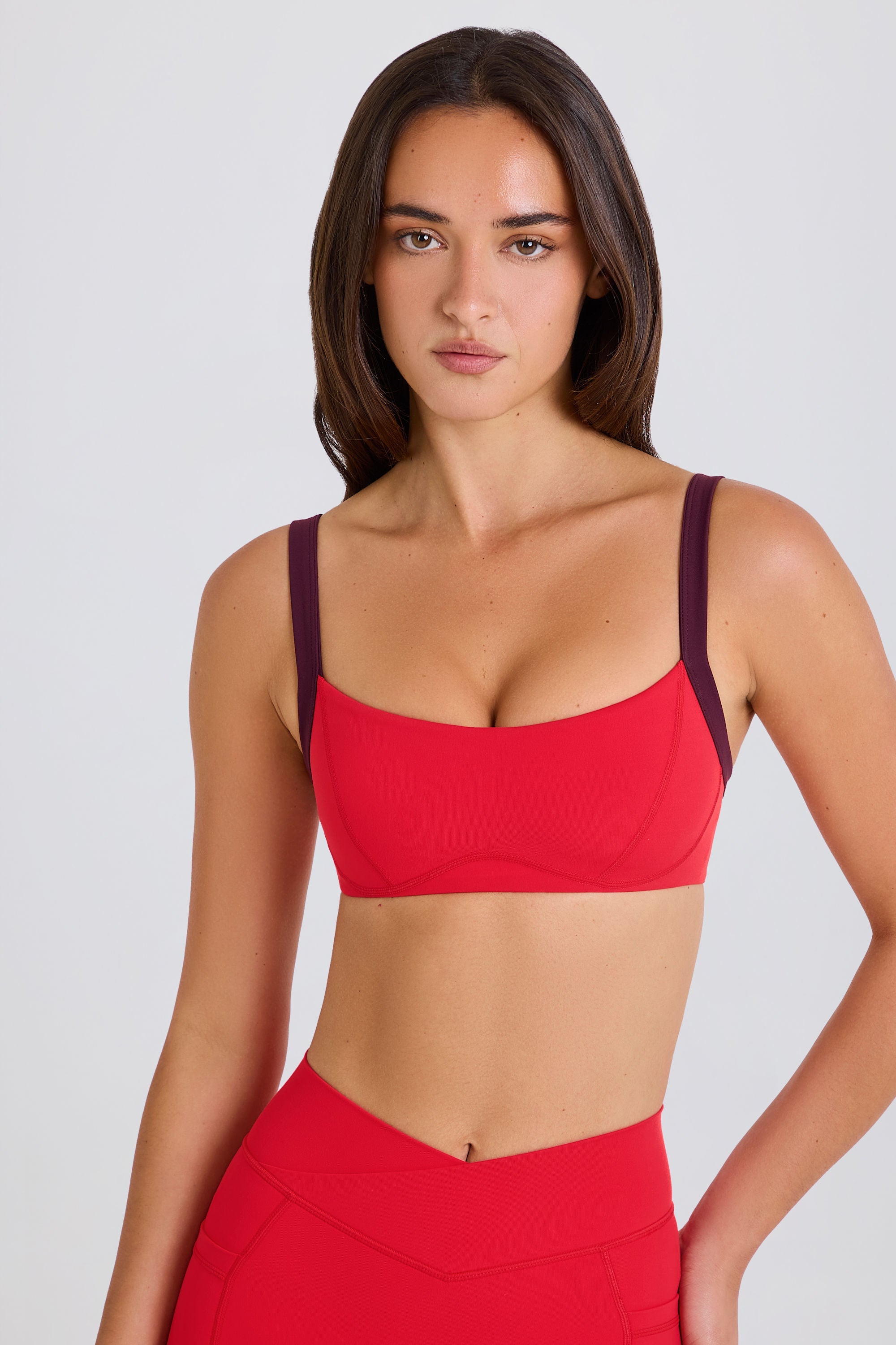 Soft Active Contrast-Trim Sports Bra in Strawberry Red