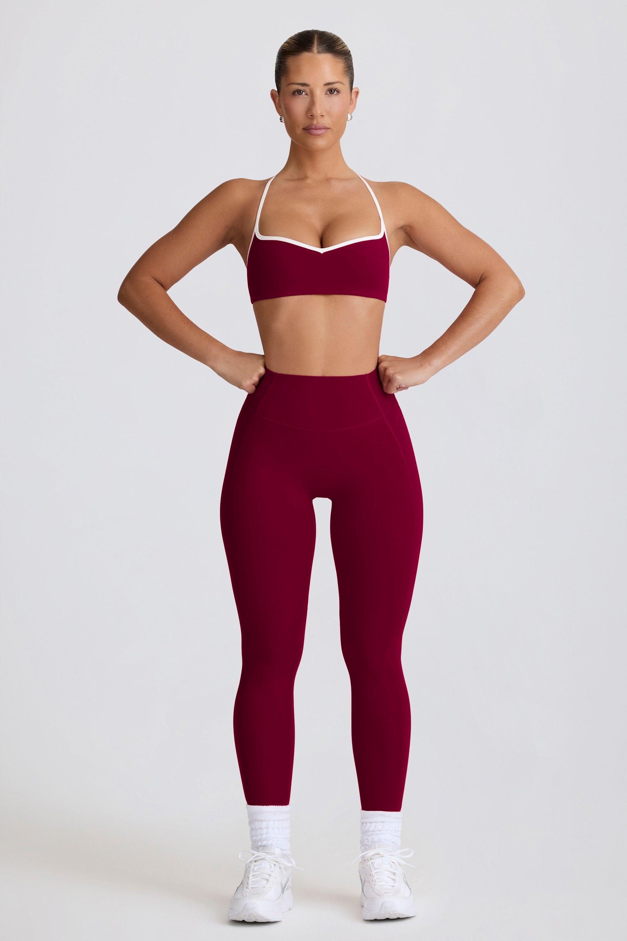 Soft Active Mid-Rise Leggings in Burgundy