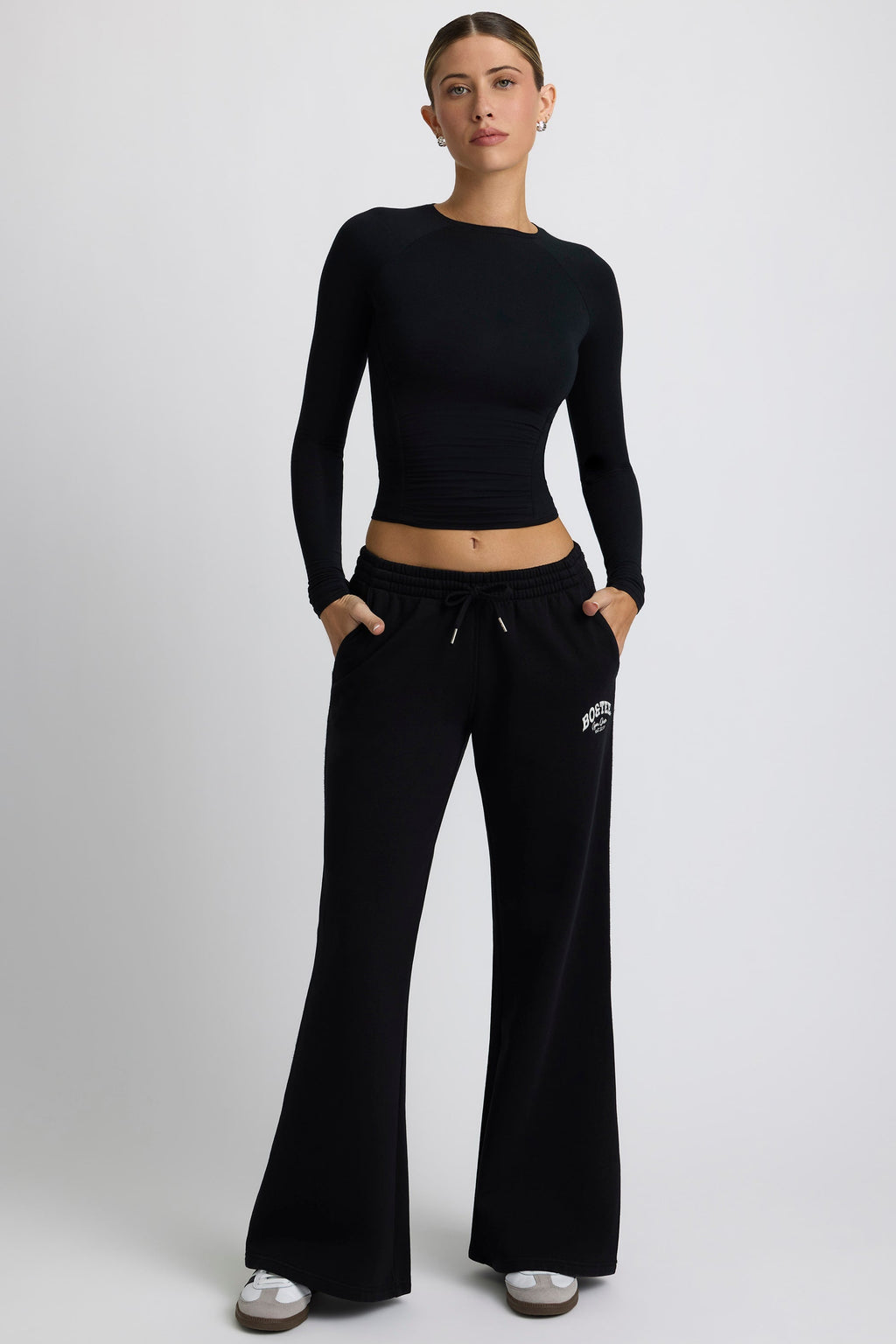 Fleece Lined Low-Rise Wide-Leg Joggers in Black