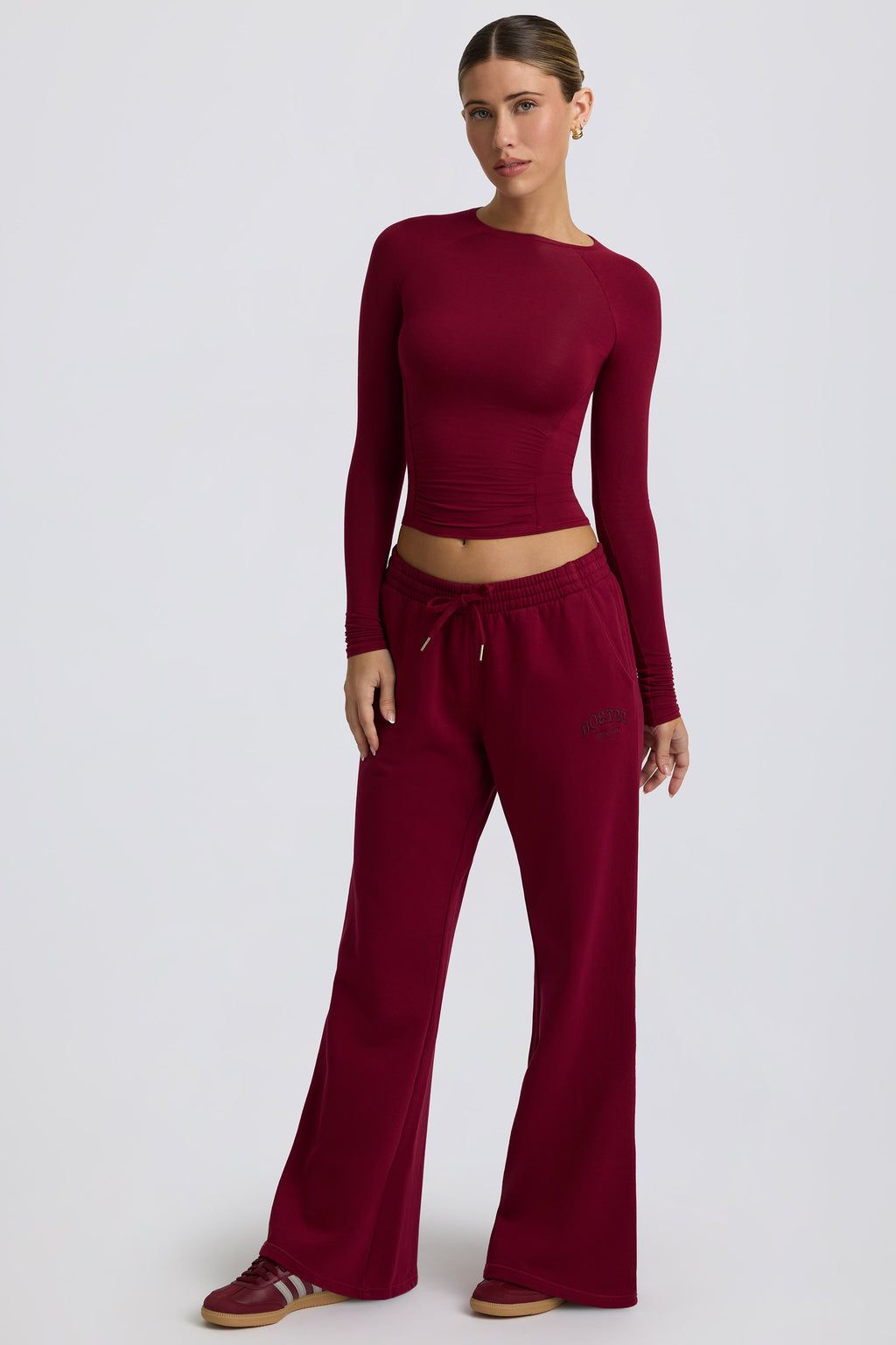 Fleece Lined Low-Rise Wide-Leg Joggers in Burgundy