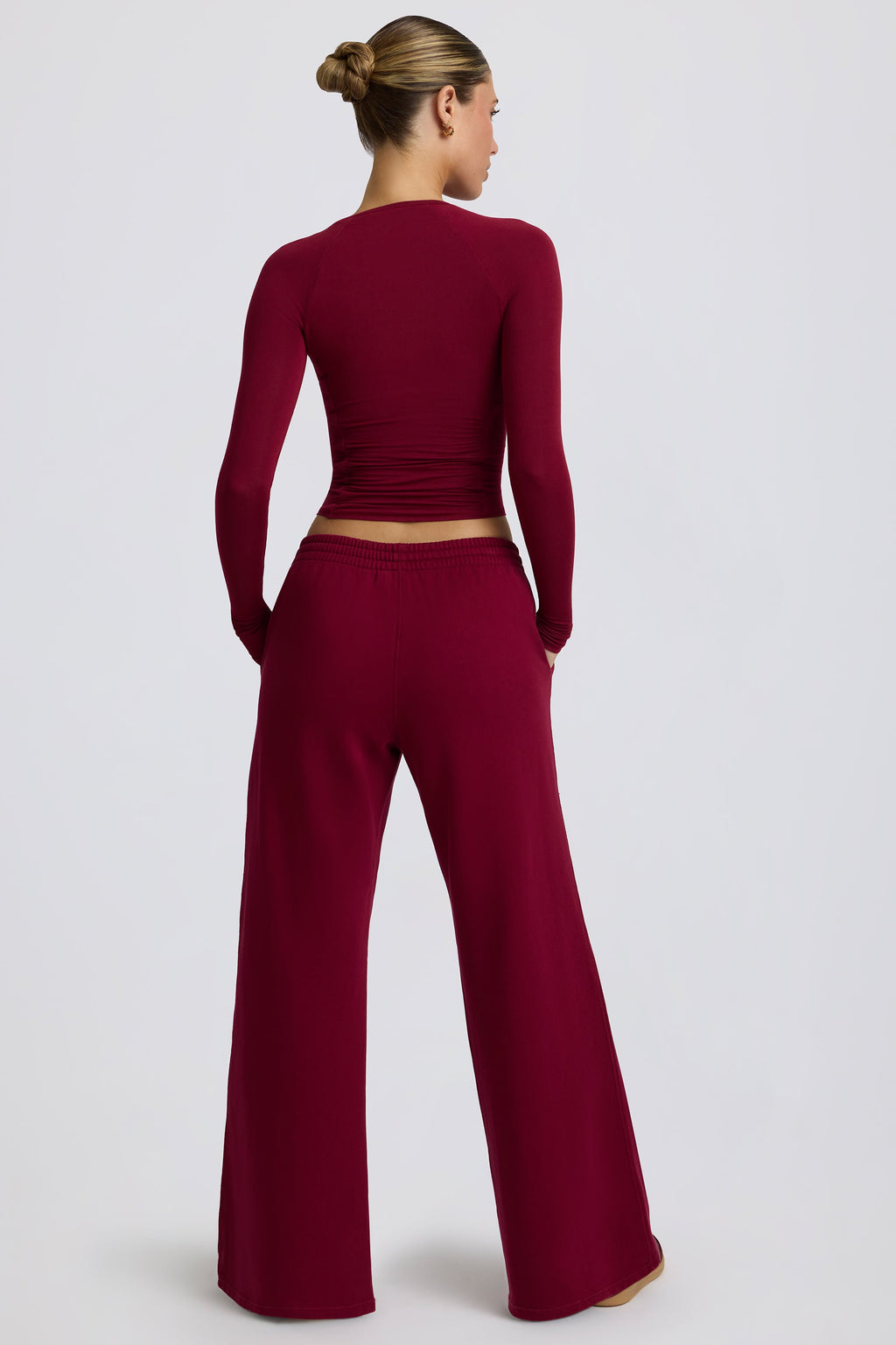 Fleece Lined Low-Rise Wide-Leg Joggers in Burgundy