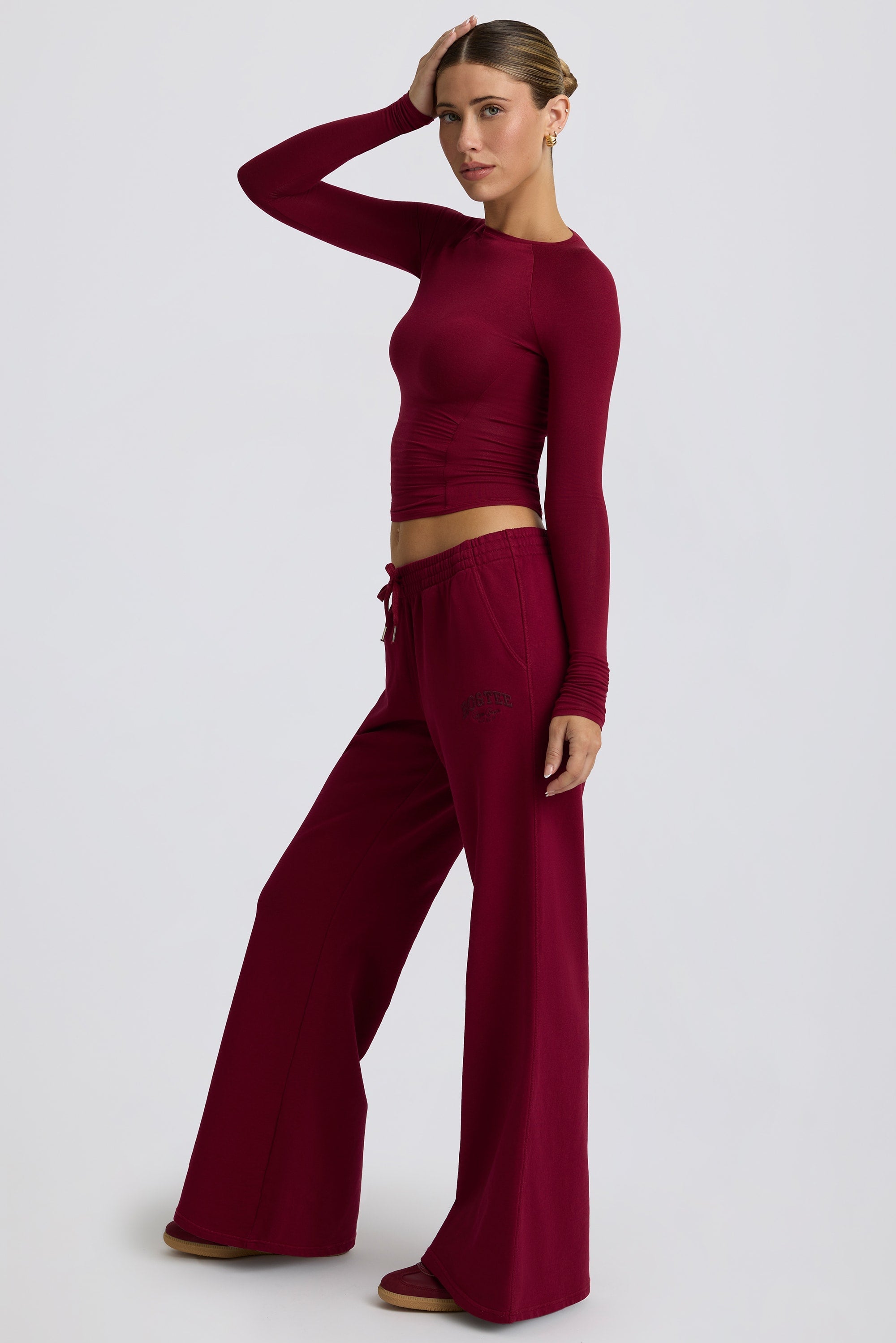 Fleece Lined Low-Rise Wide-Leg Joggers in Burgundy