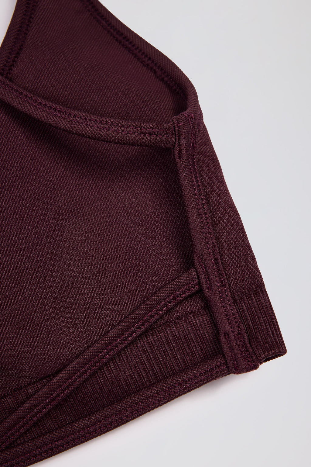 Super Sculpt Seamless Backless Sports Bra in Burgundy