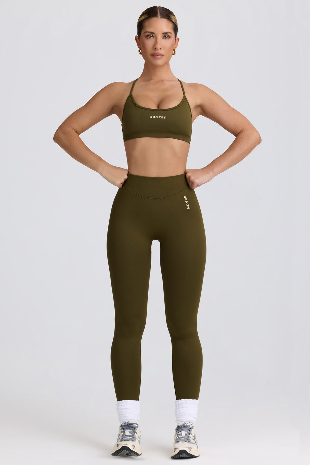 Super Sculpt Seamless Backless Sports Bra in Dark Green