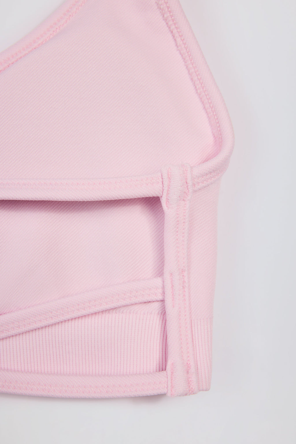 Super Sculpt Seamless Backless Sports Bra in Powder Pink