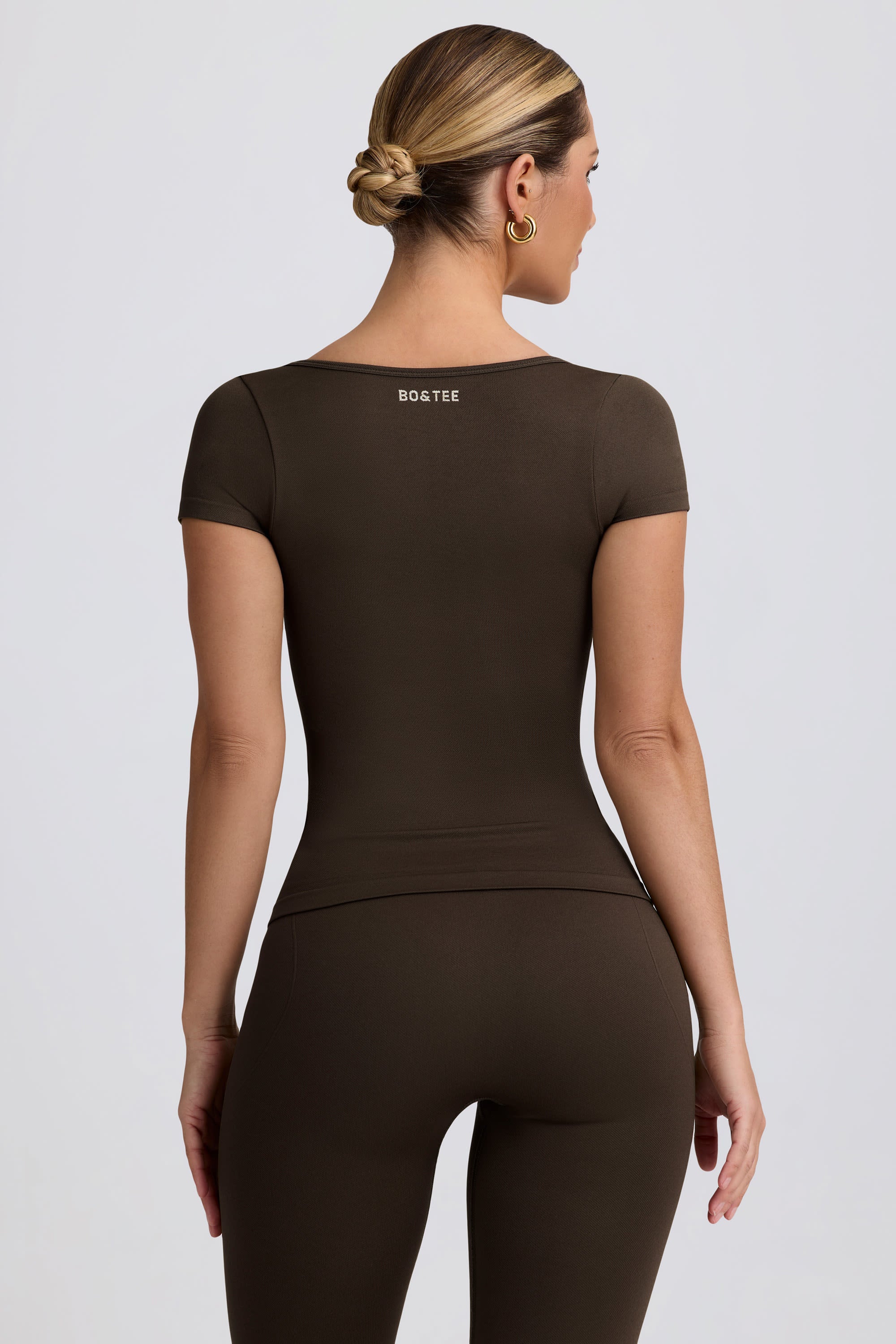 Super Sculpt Seamless T-Shirt in Brown